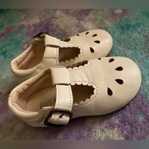 MG BABY Adorable Cream Baby Walker Shoes size 22